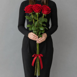 3 красные розы 120 см